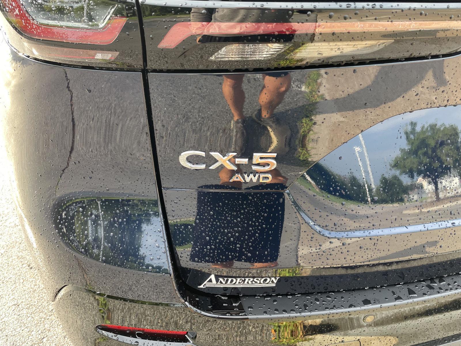 Vehicle photo 37