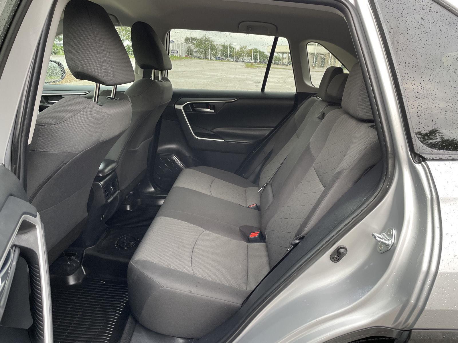 Vehicle photo 20