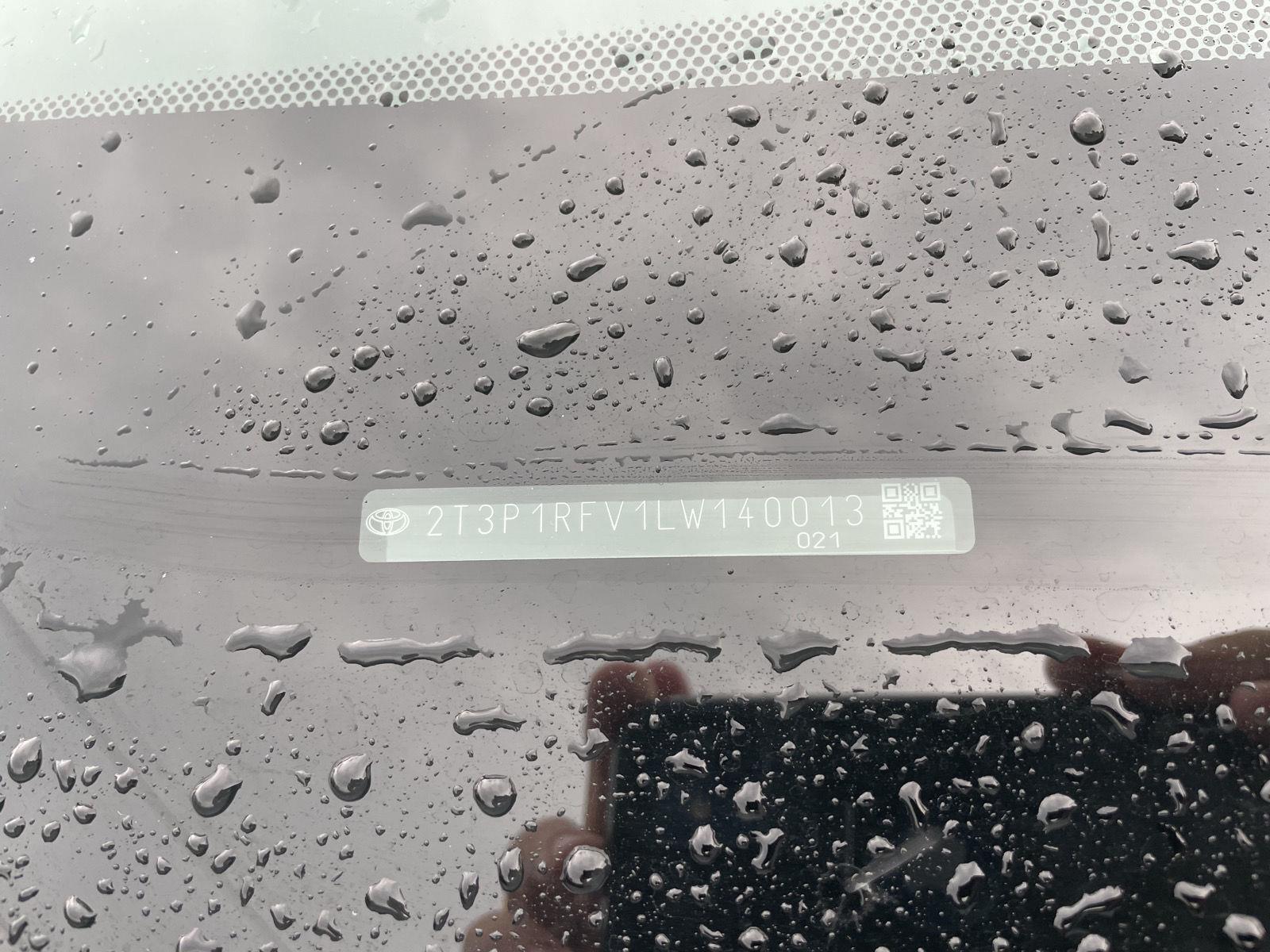 Vehicle photo 31