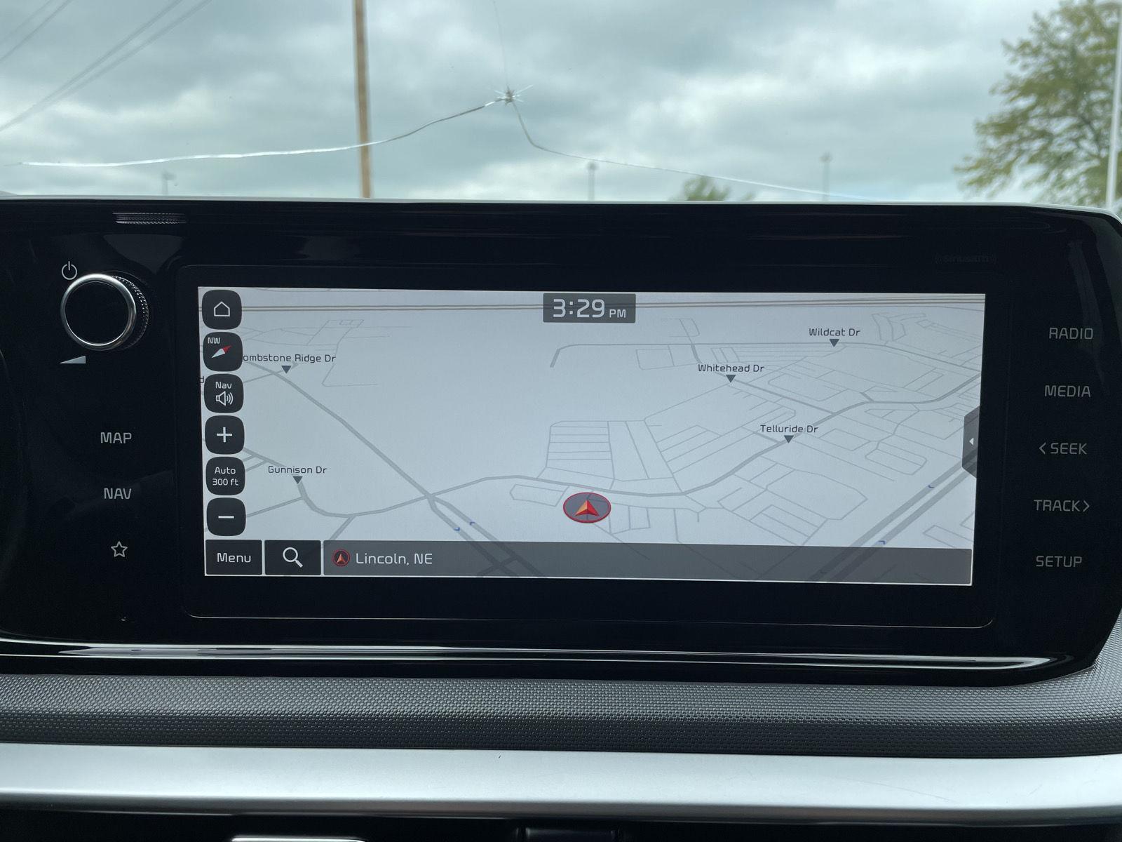 Vehicle photo 22