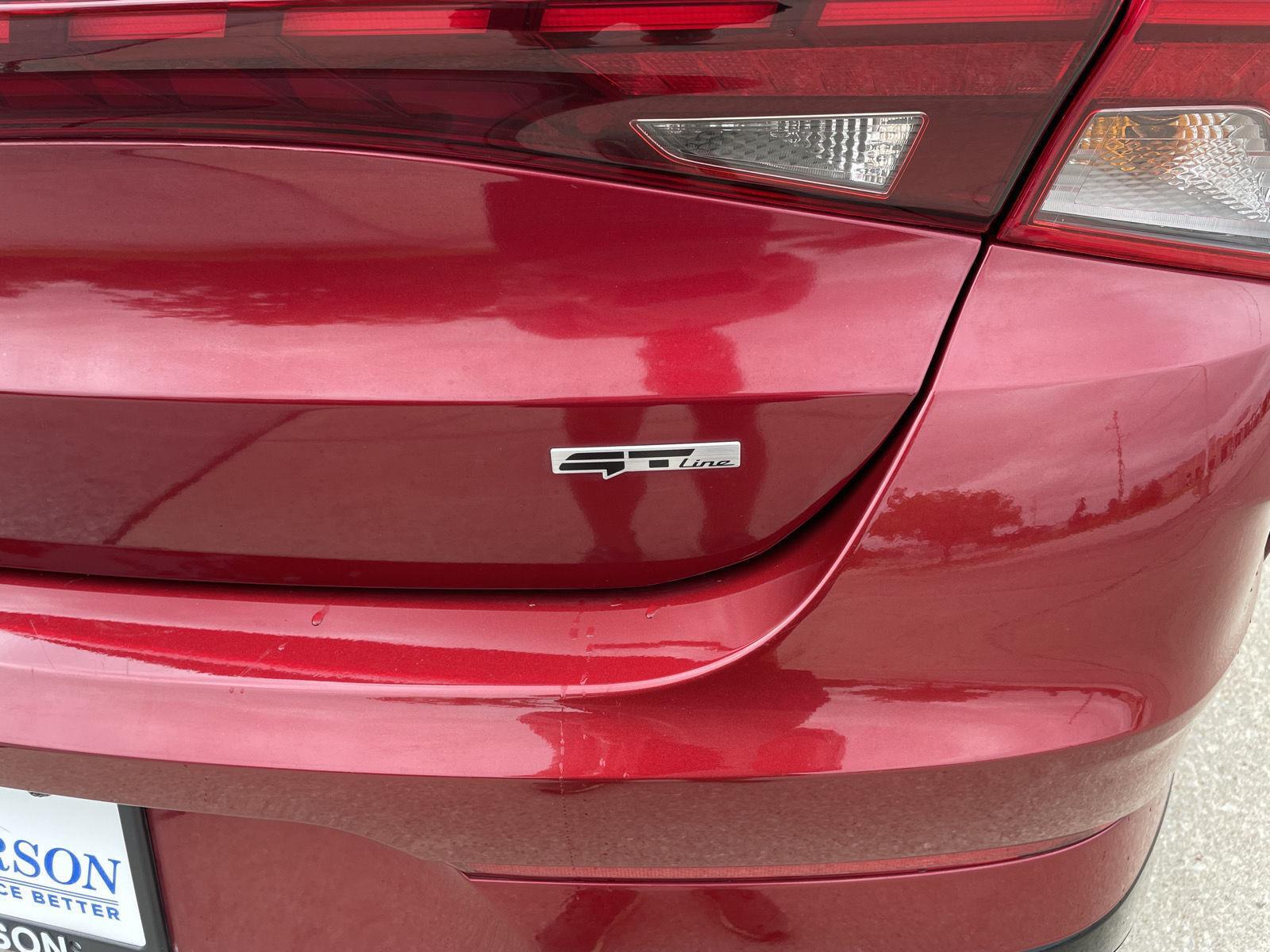 Vehicle photo 34
