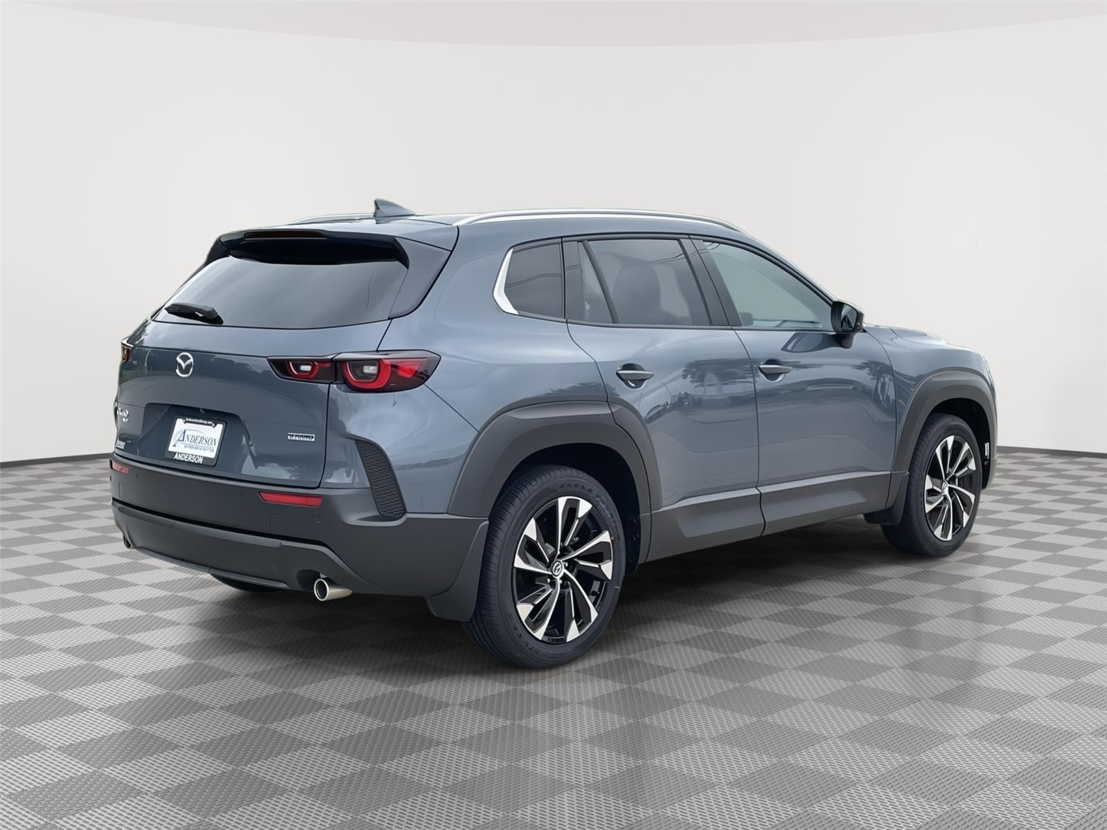 Vehicle photo 7