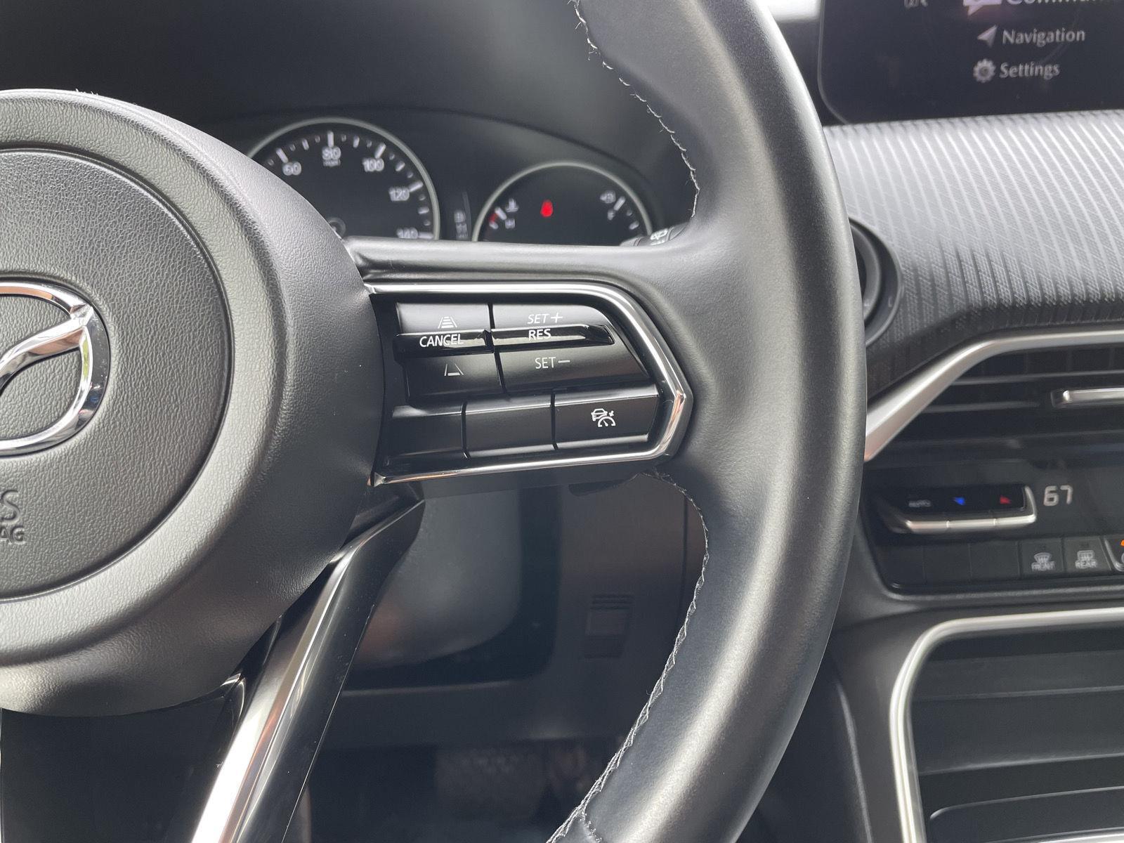 Vehicle photo 14