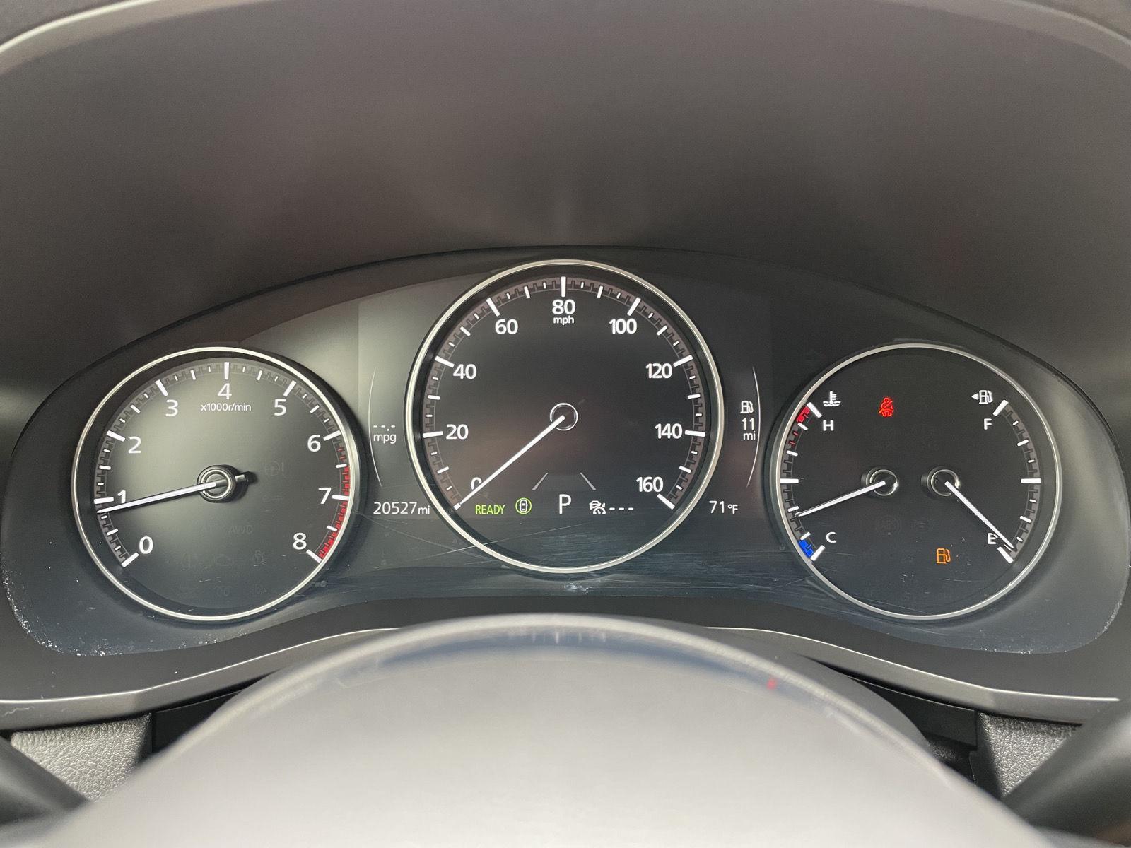 Vehicle photo 15