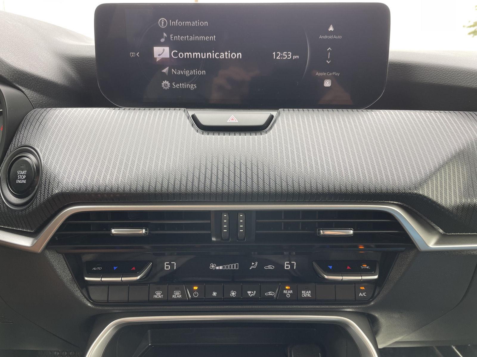 Vehicle photo 23