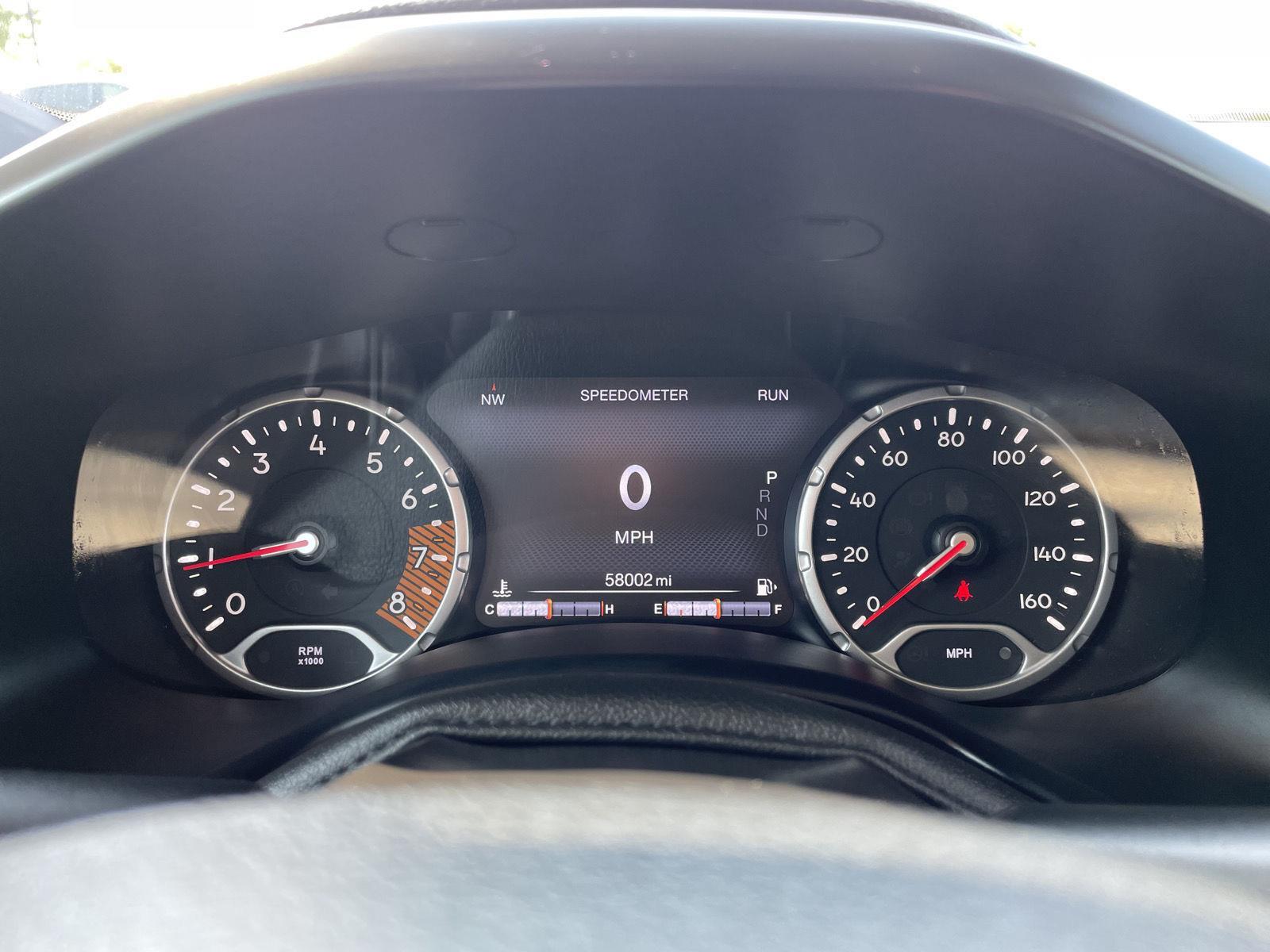 Vehicle photo 15