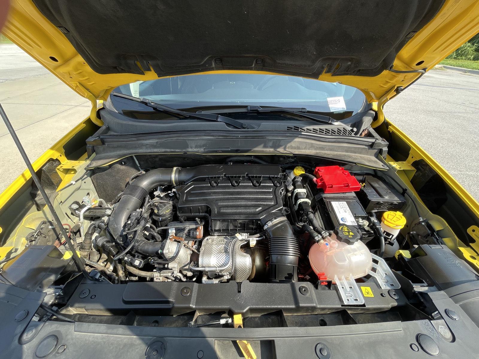 Vehicle photo 33