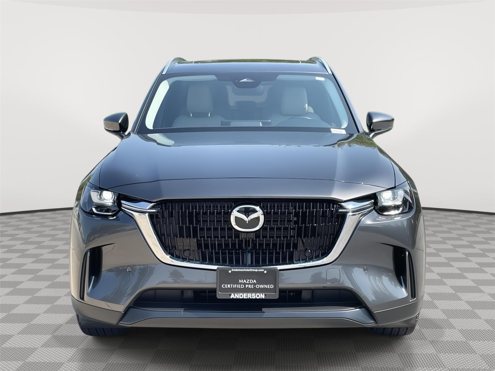 Vehicle photo 4