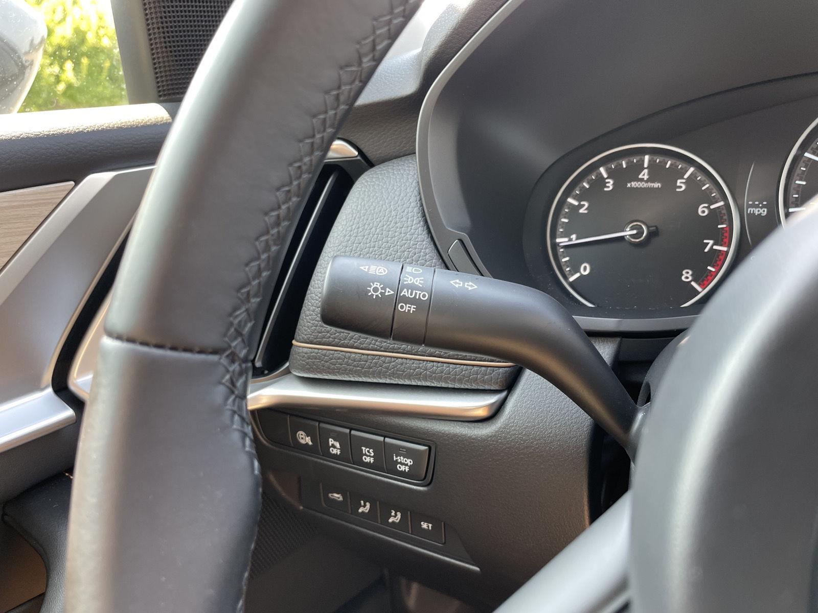 Vehicle photo 16