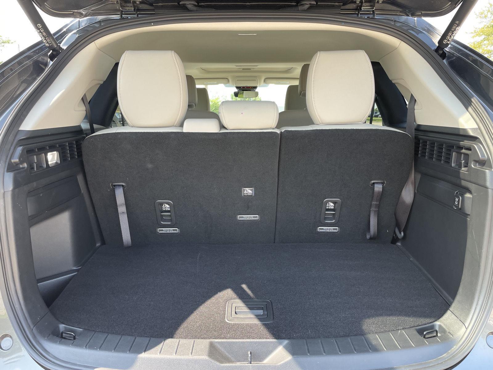Vehicle photo 35