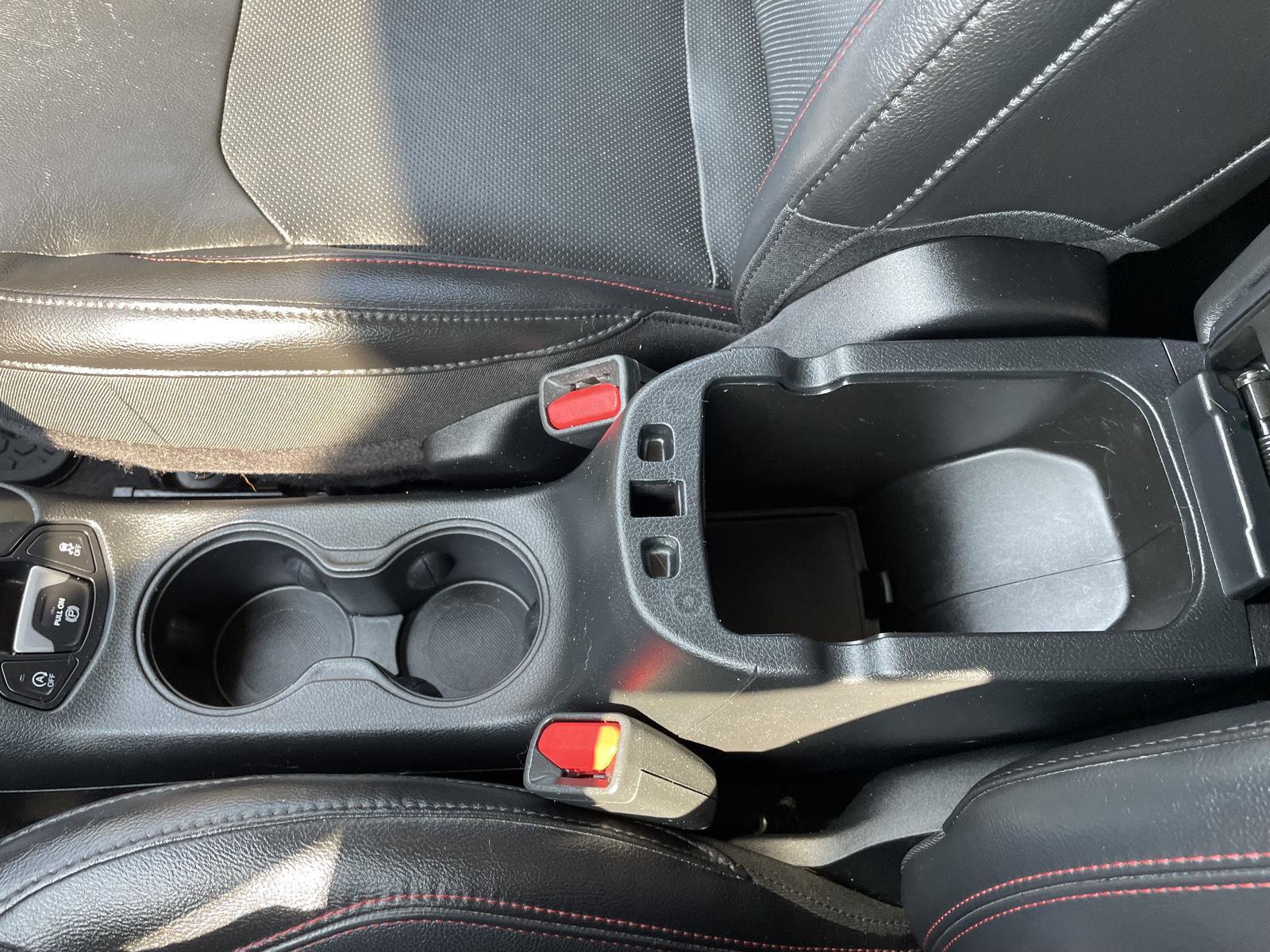 Vehicle photo 28