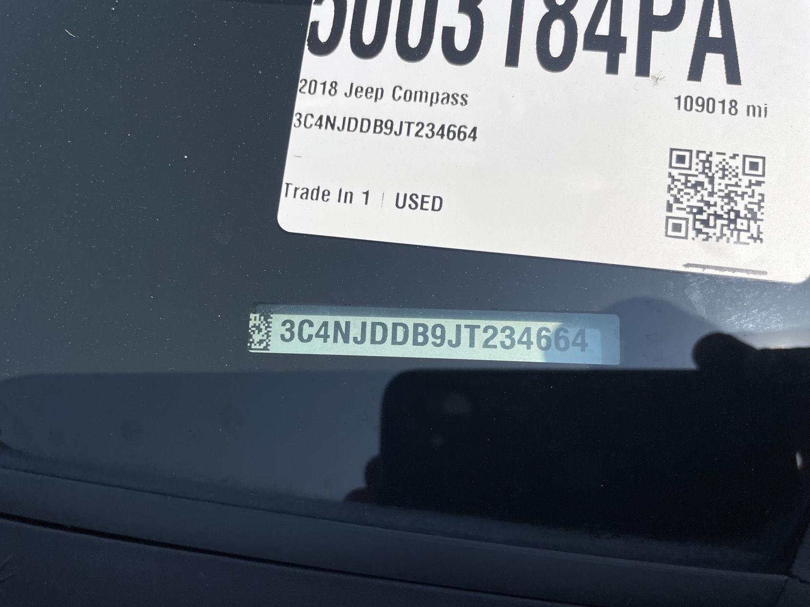 Vehicle photo 30