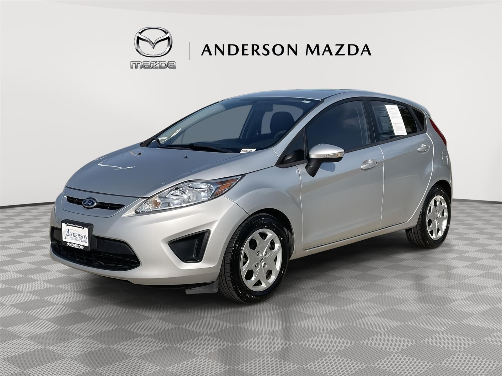 2013 Ford Fiesta SE Hatchback