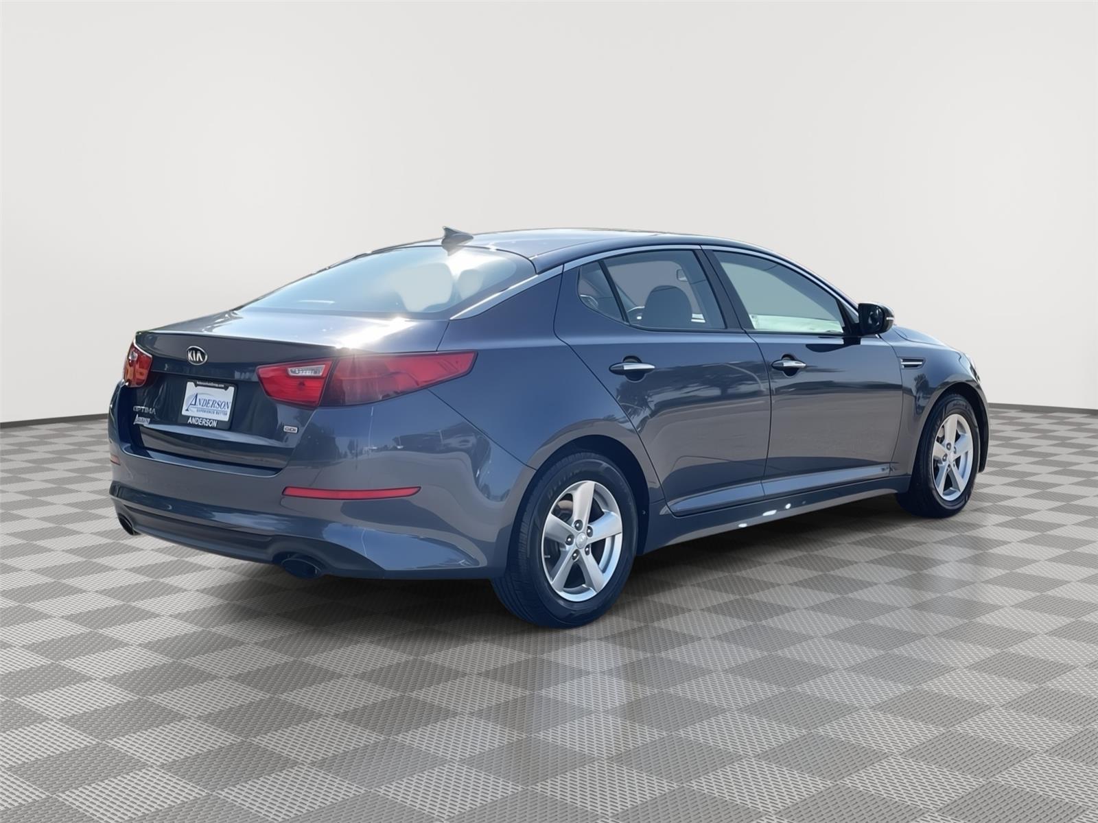 Vehicle photo 7