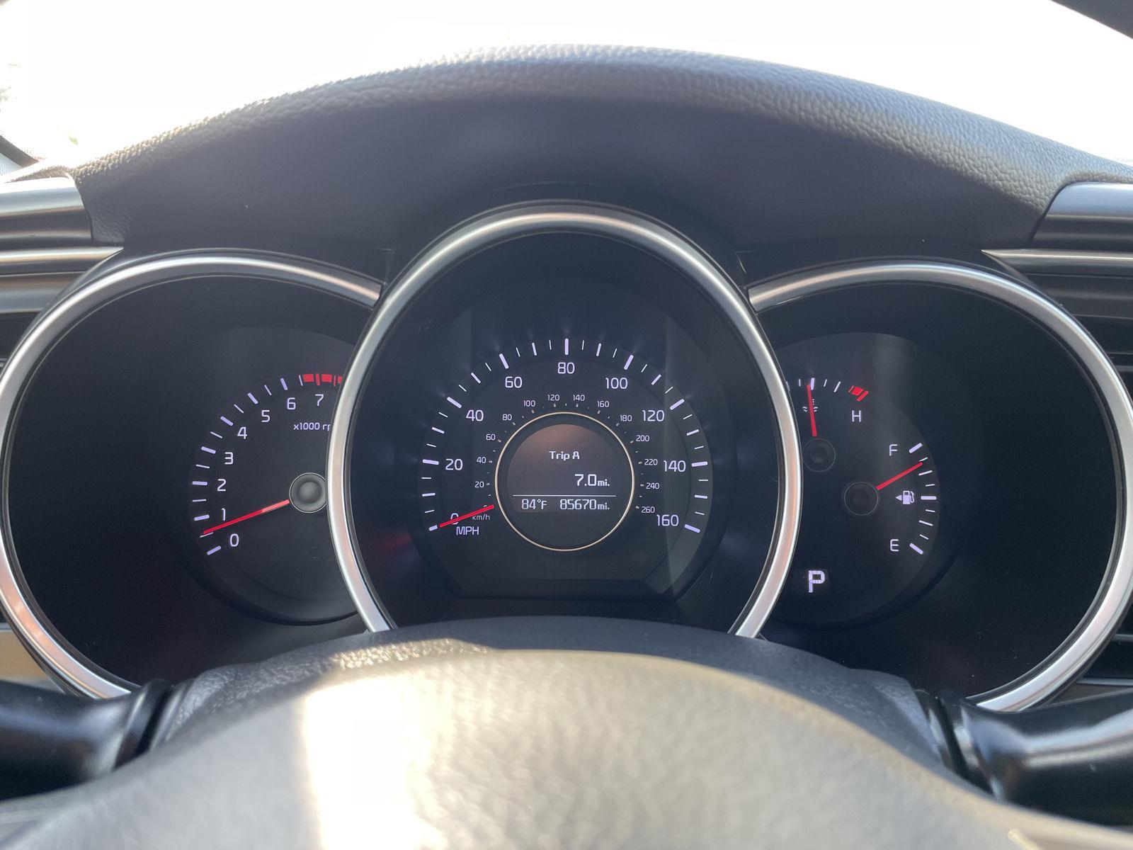 Vehicle photo 15