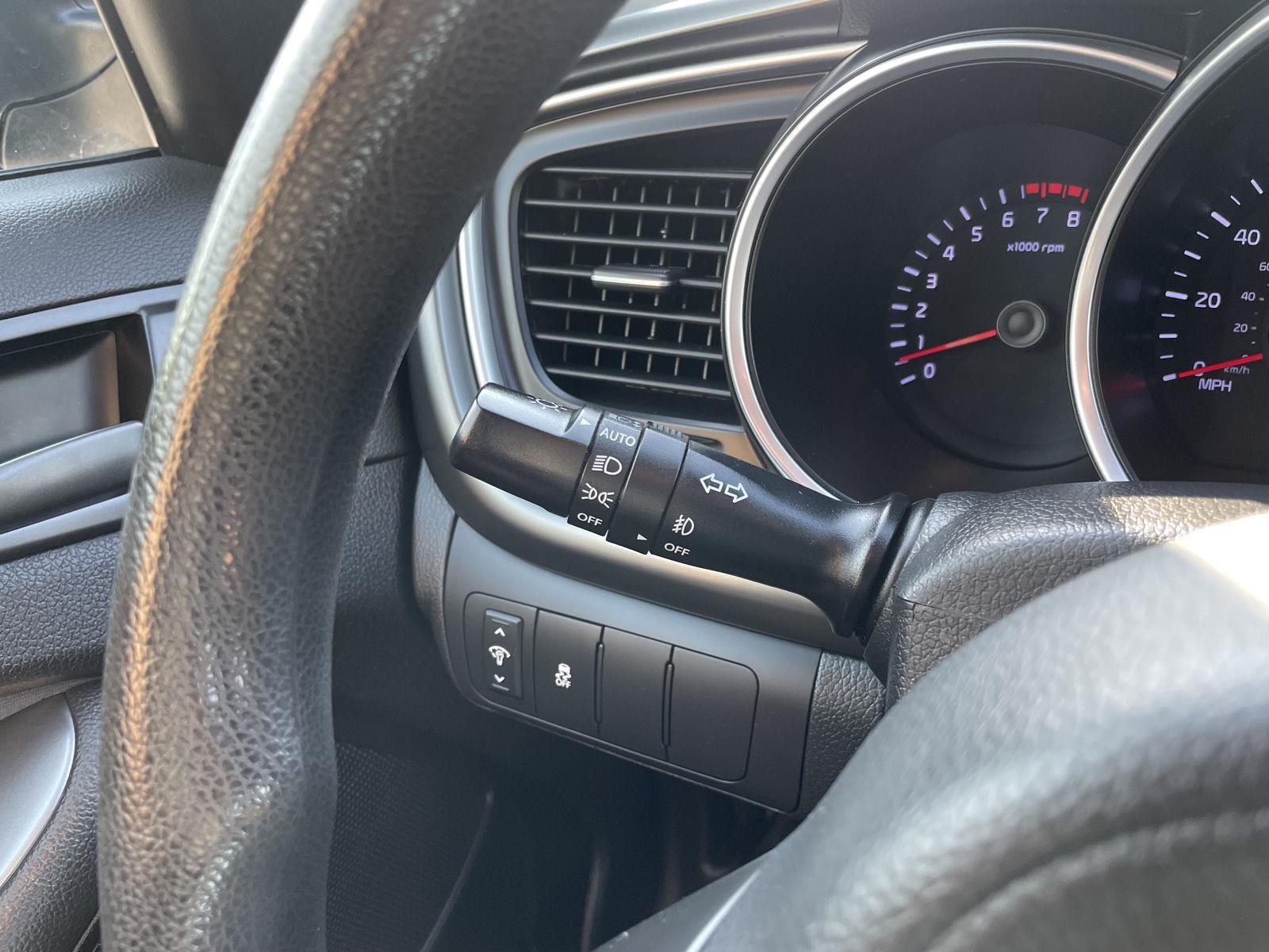 Vehicle photo 16