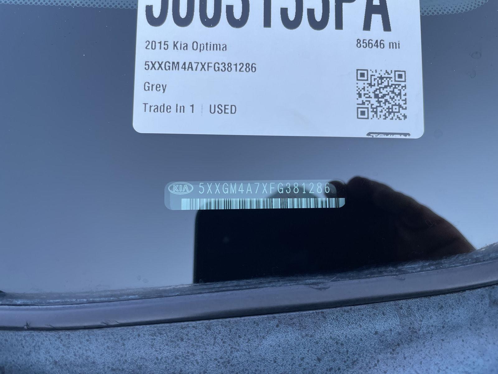 Vehicle photo 29