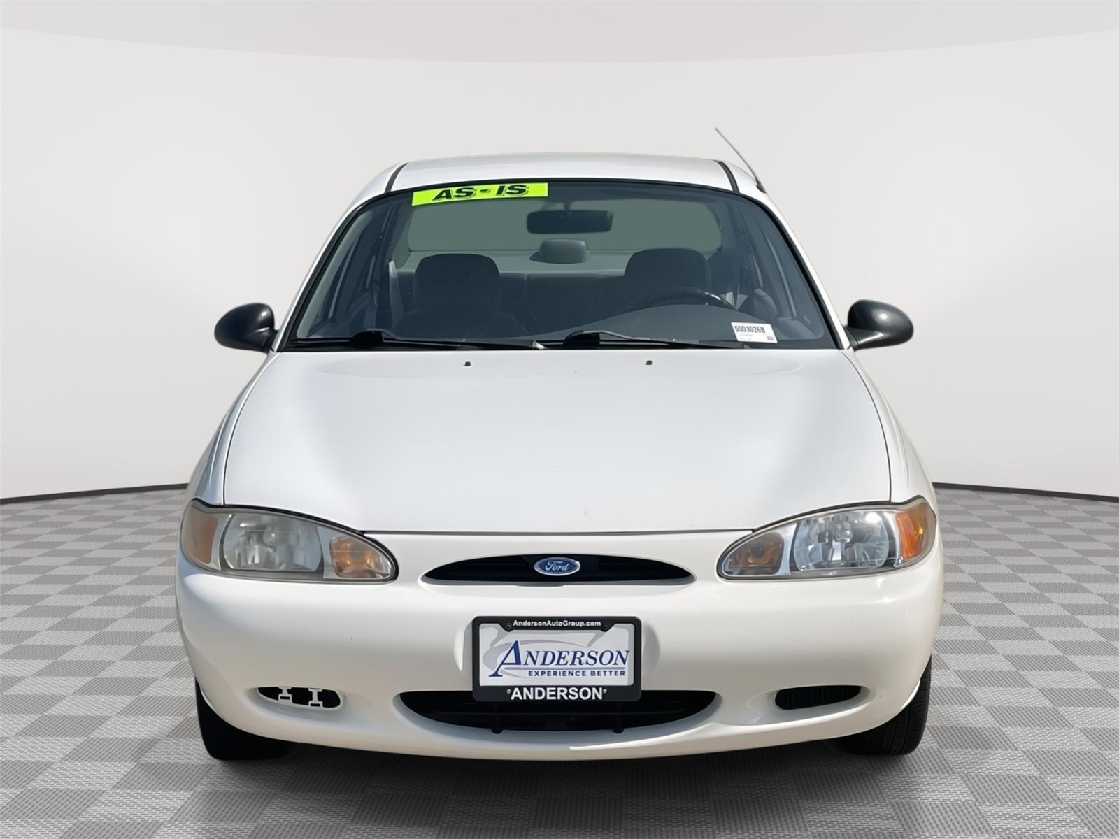 Vehicle photo 4