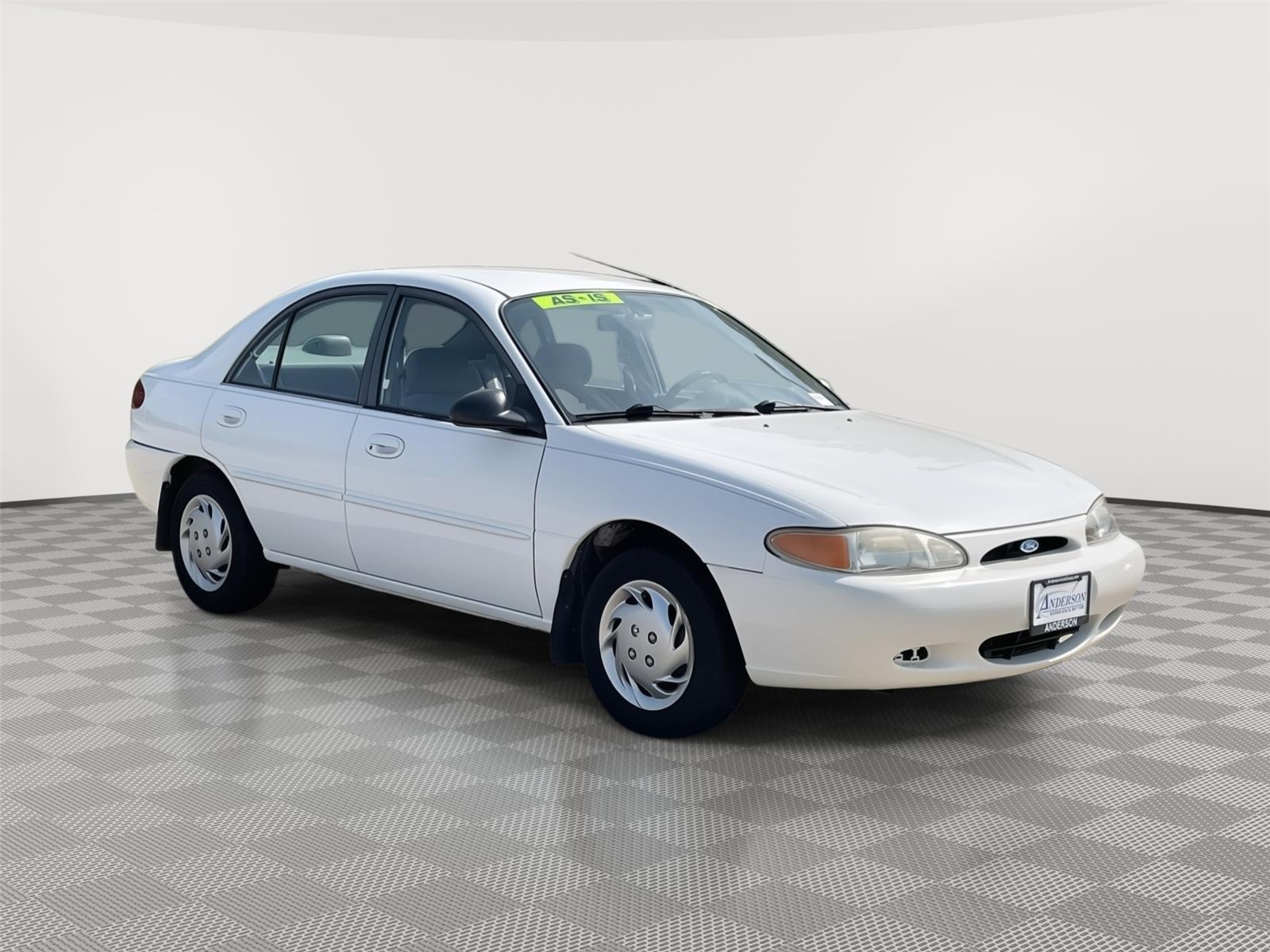 Vehicle photo 5