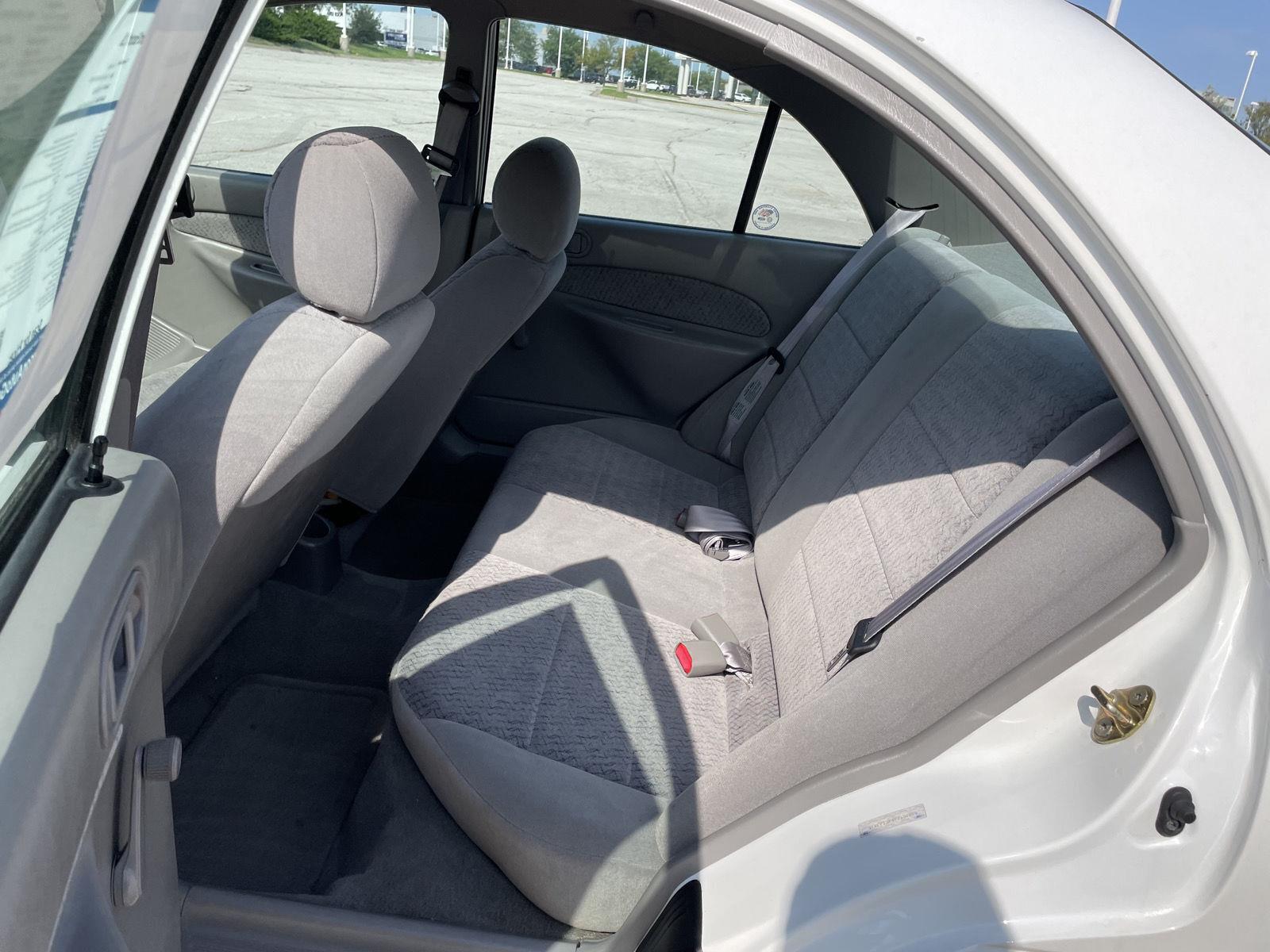 Vehicle photo 18