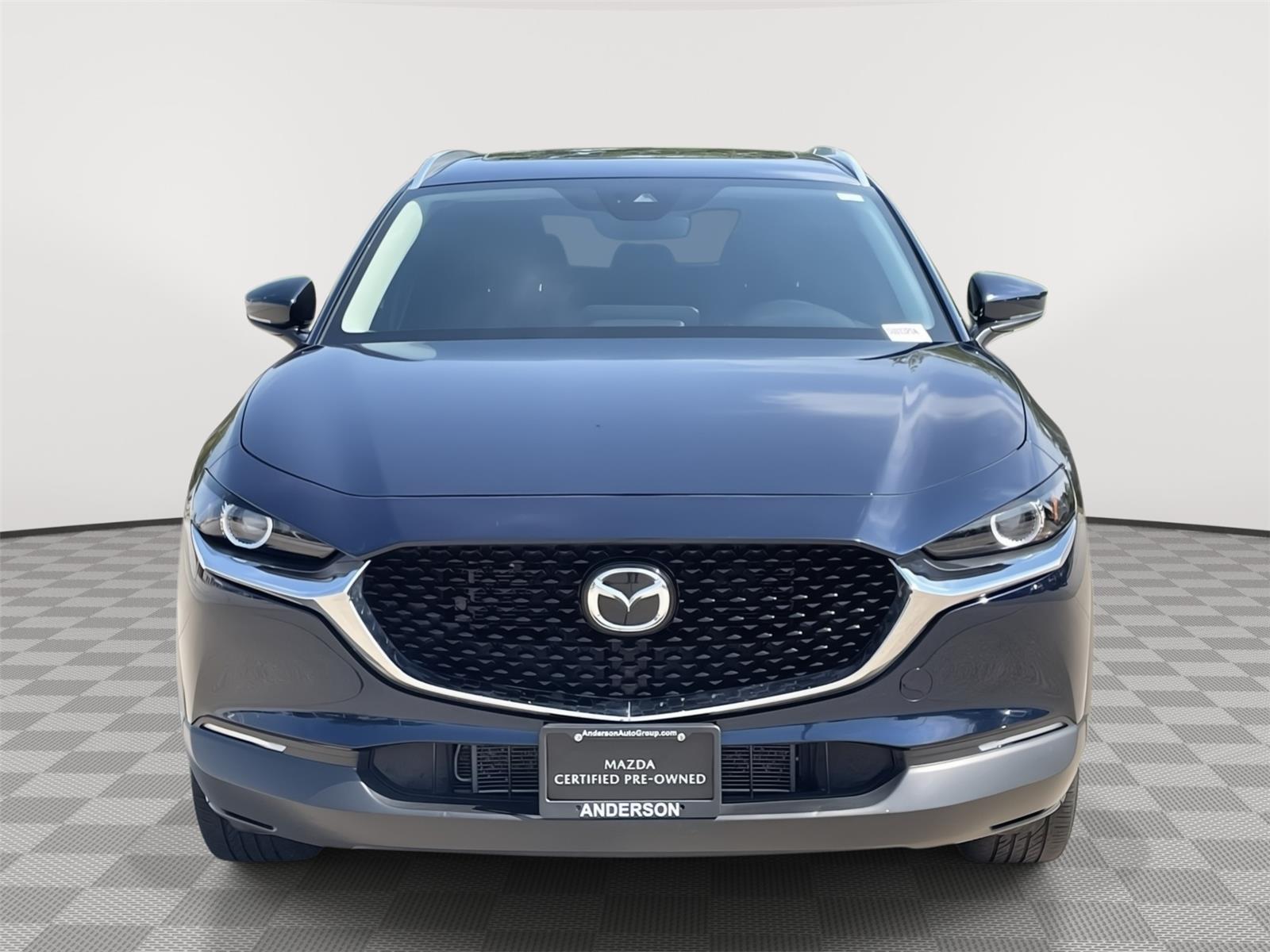 Vehicle photo 4