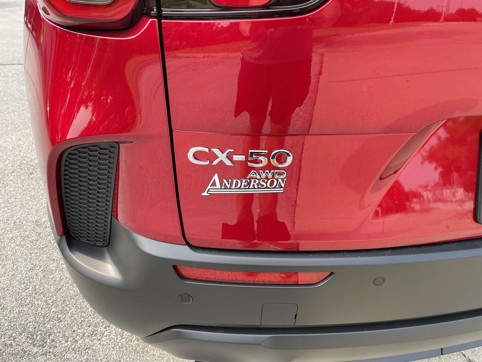 Vehicle photo 34