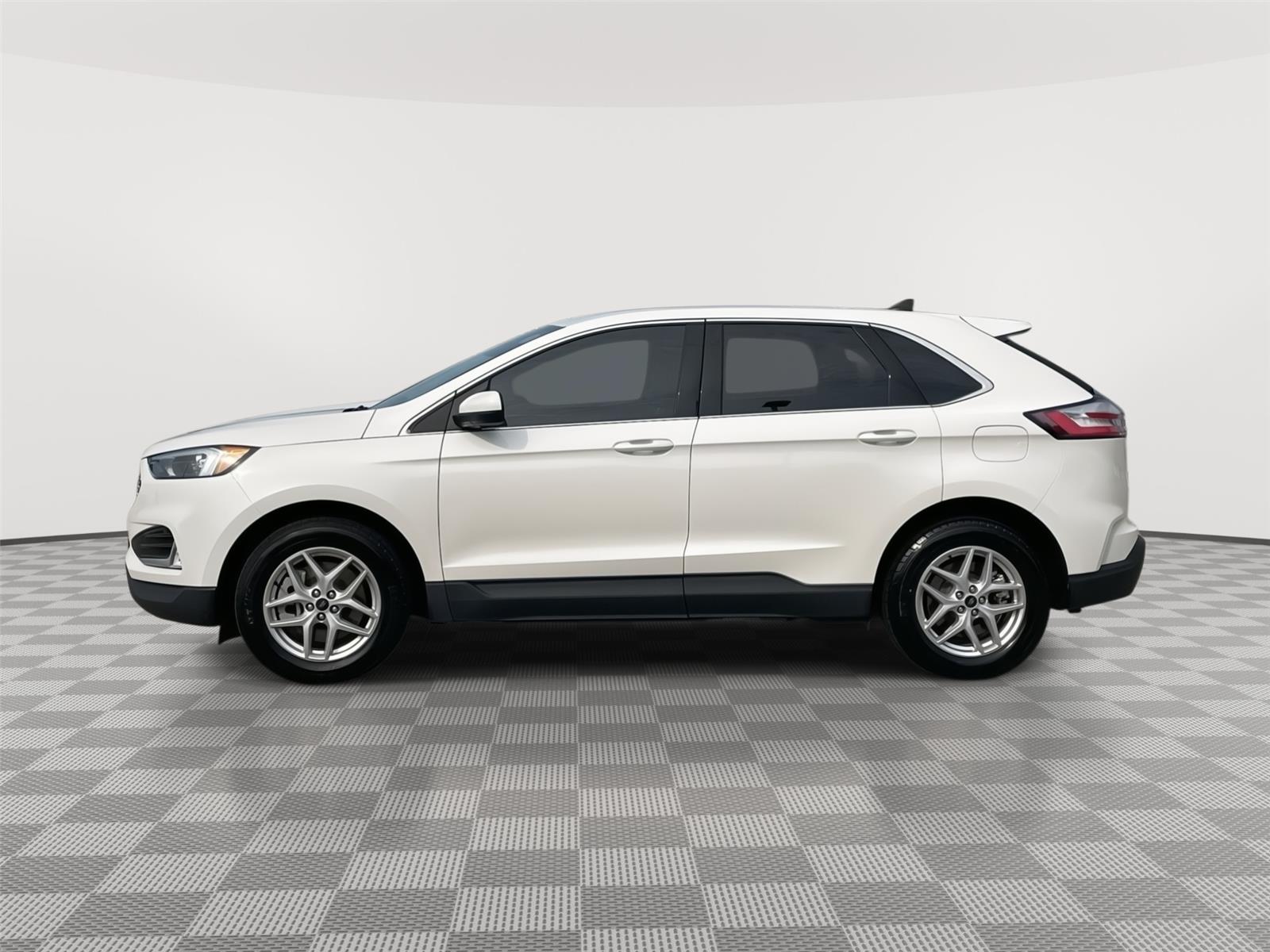Used 2024 Ford Edge SEL with VIN 2FMPK4J99RBA33602 for sale in Kansas City