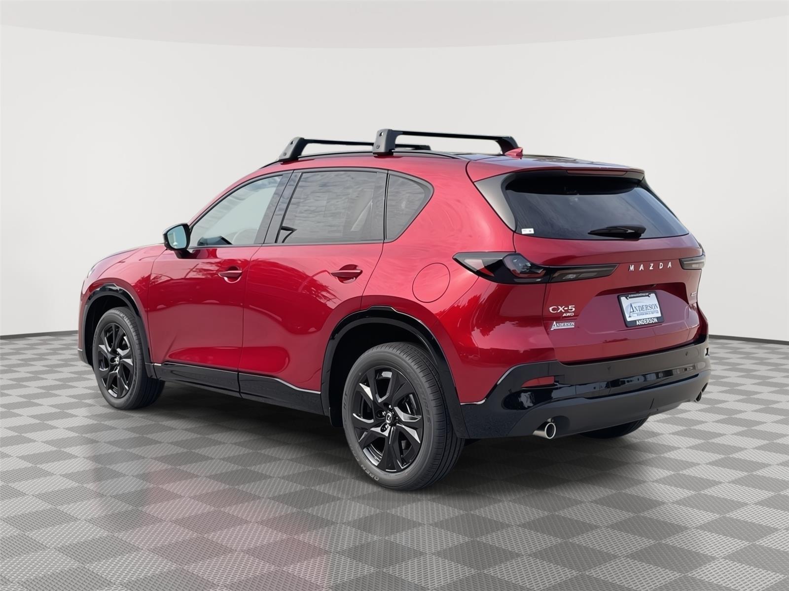 Vehicle photo 9