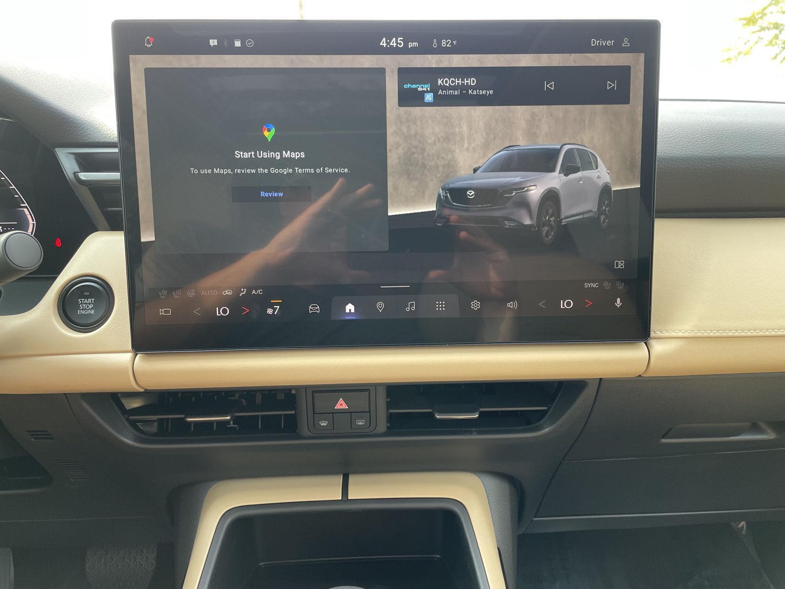 Vehicle photo 23