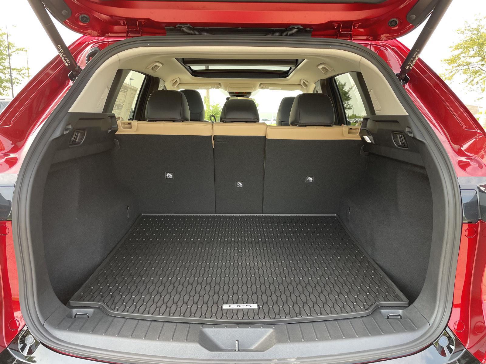 Vehicle photo 35