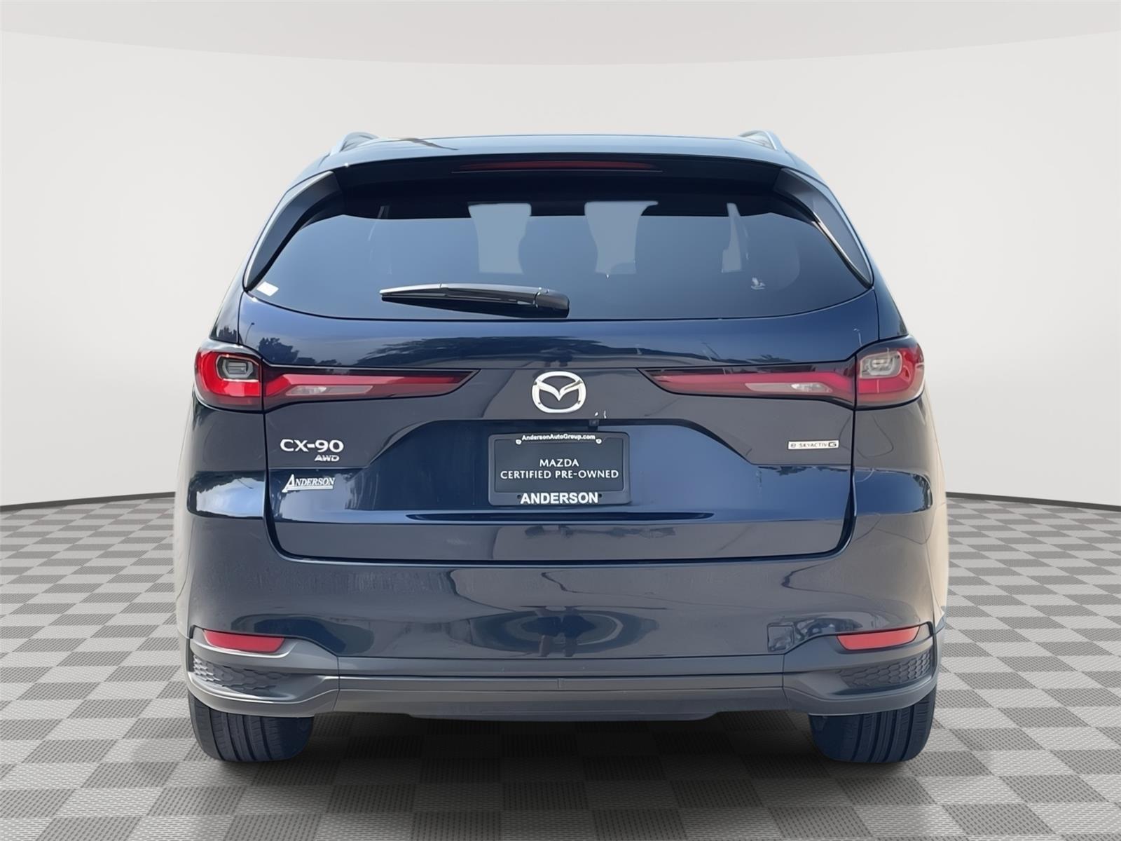 Vehicle photo 8