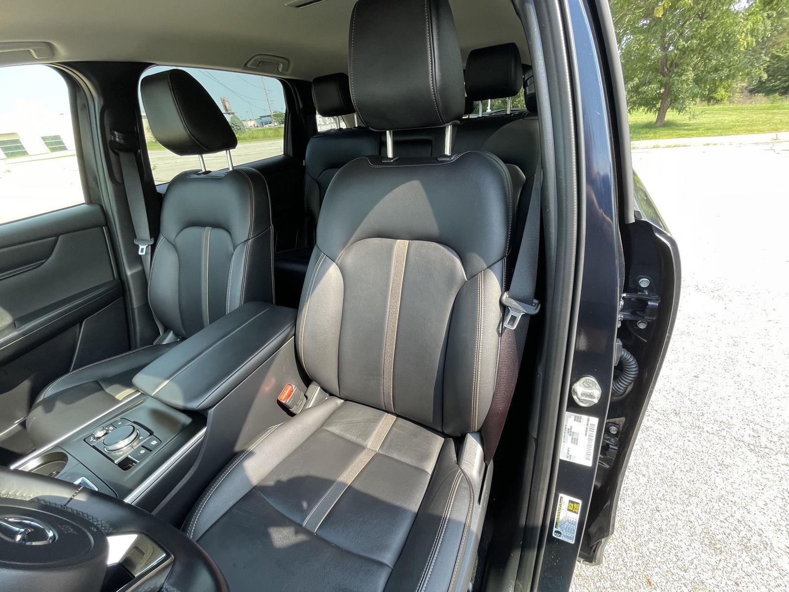 Vehicle photo 18