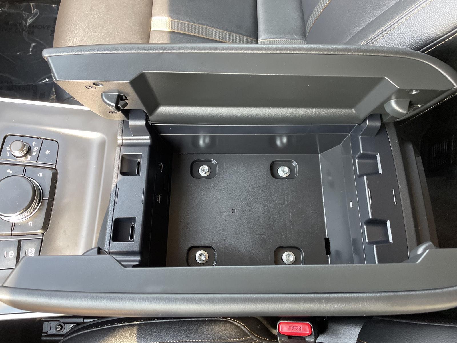 Vehicle photo 29