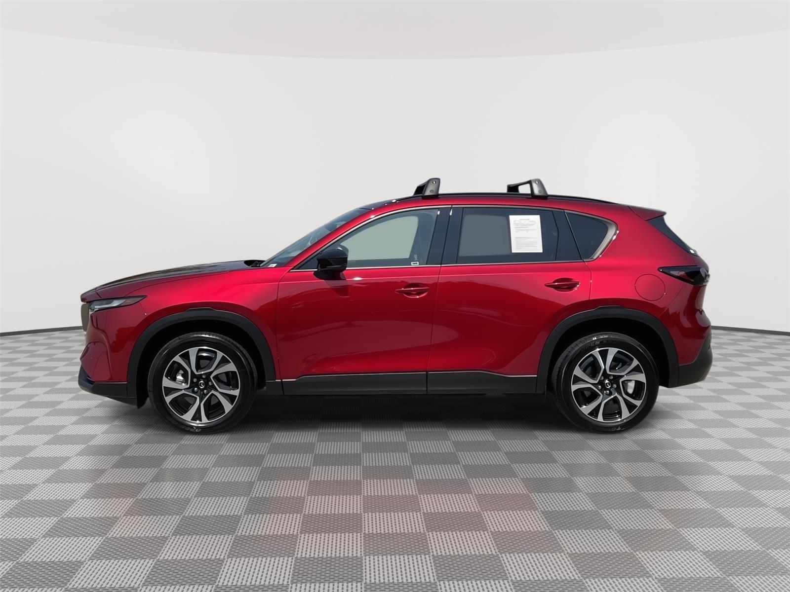 Vehicle photo 2