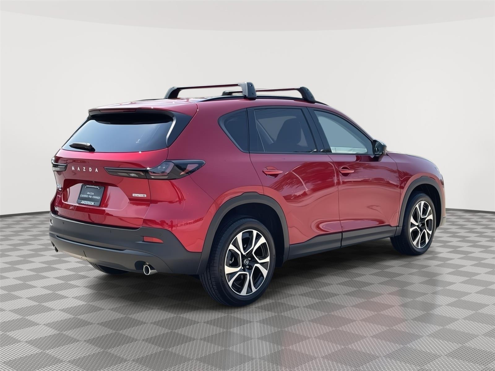 Vehicle photo 7