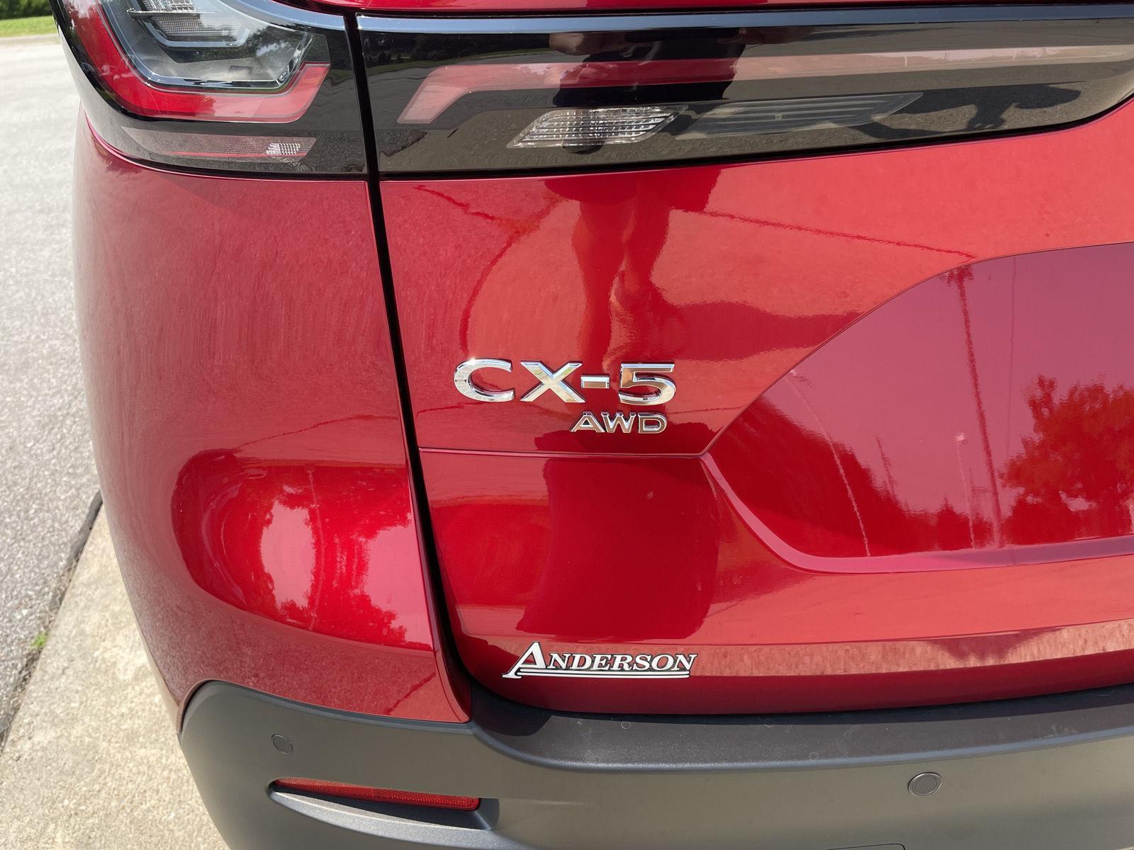 Vehicle photo 35