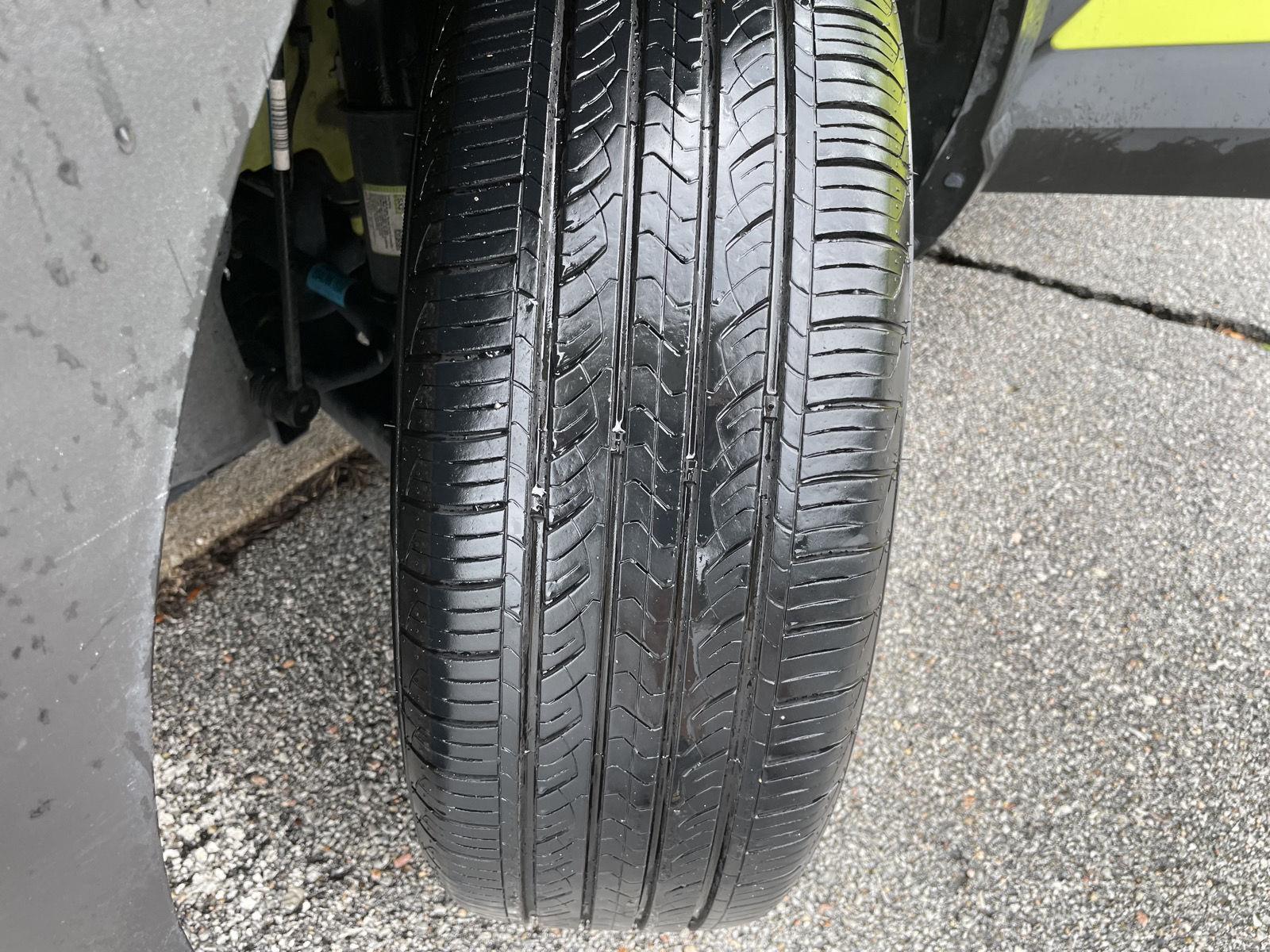 Vehicle photo 11