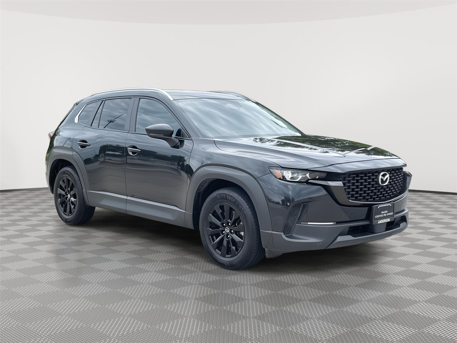 Vehicle photo 5