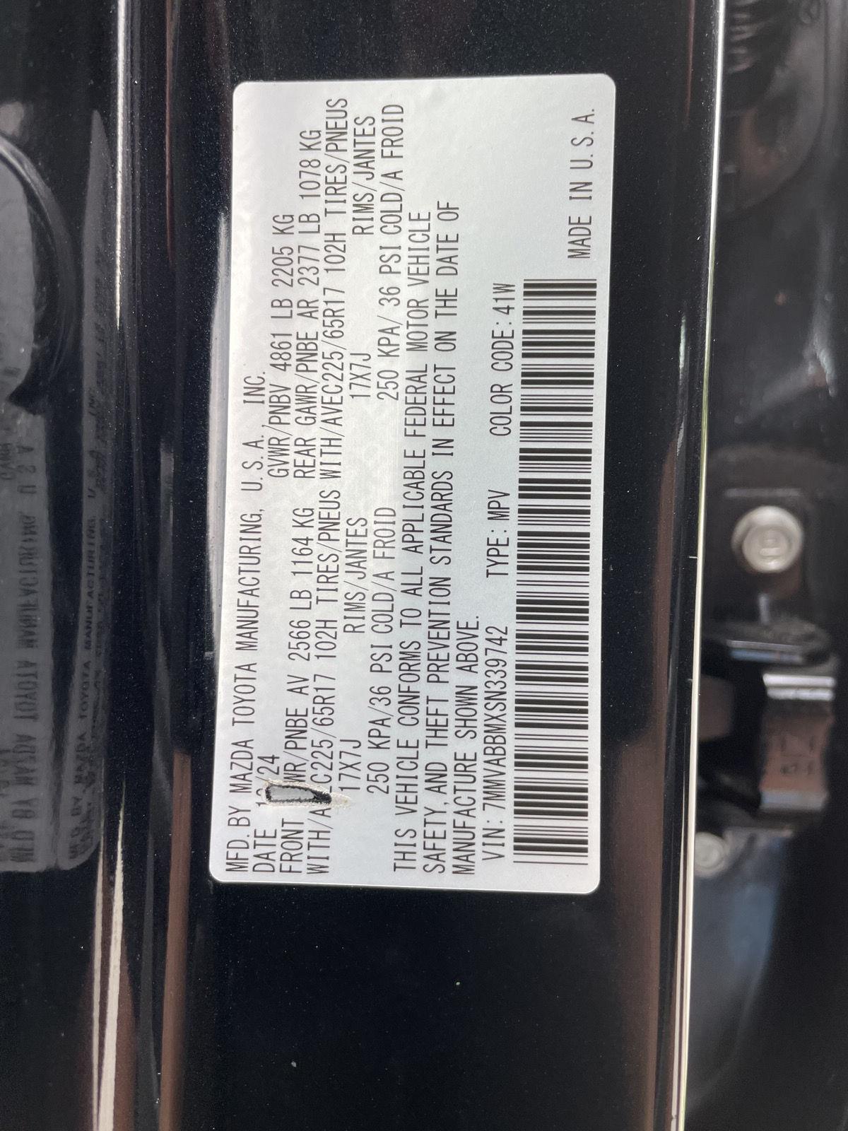 Vehicle photo 30