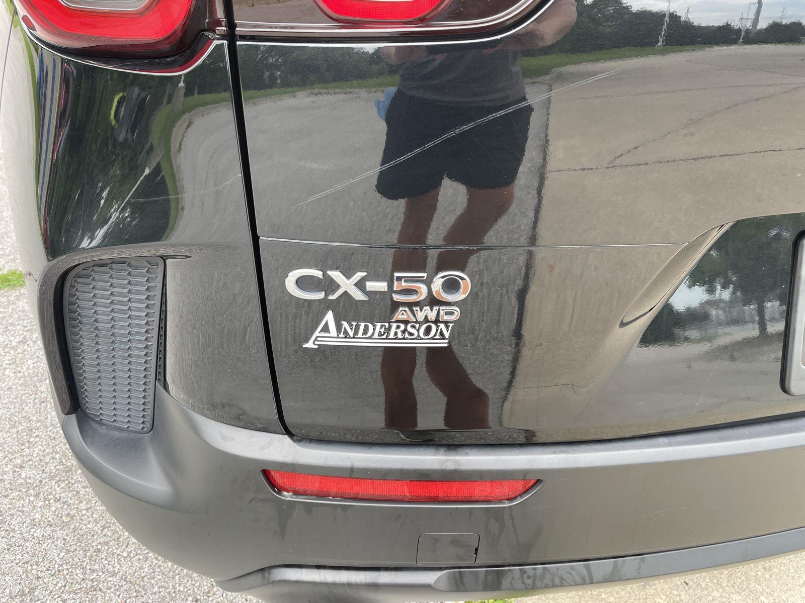 Vehicle photo 35