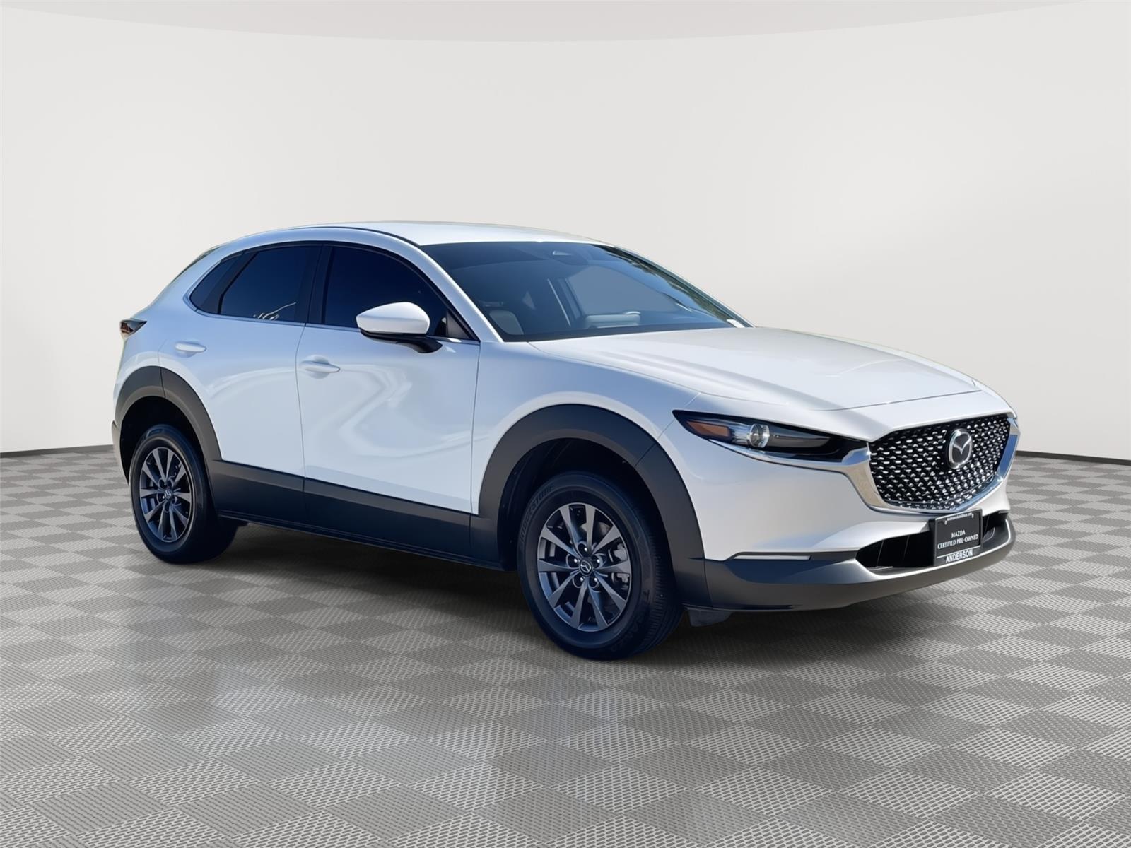 Vehicle photo 5