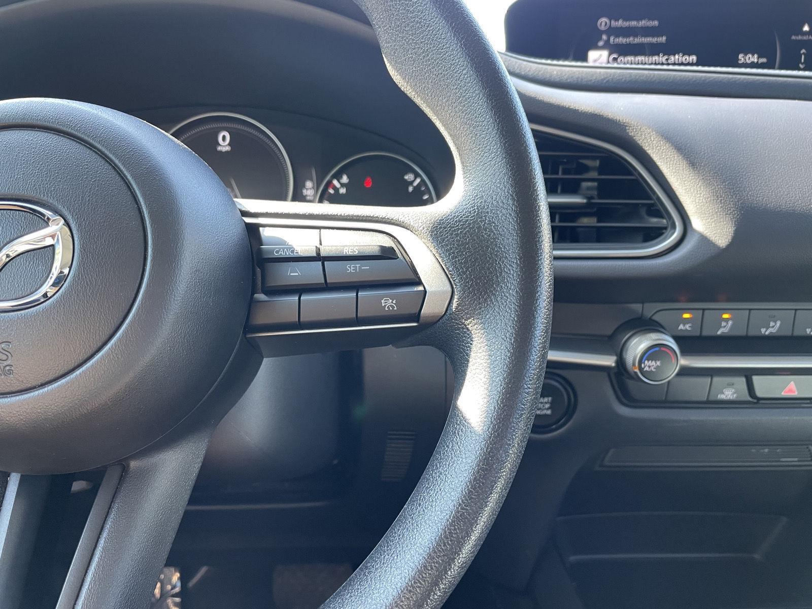 Vehicle photo 14