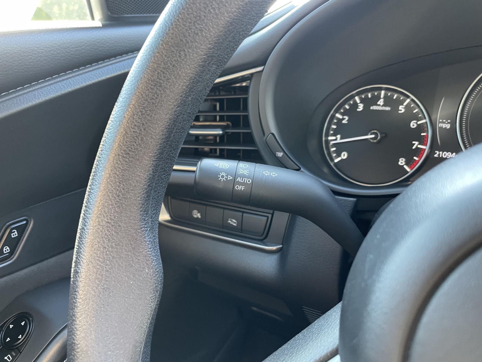 Vehicle photo 16