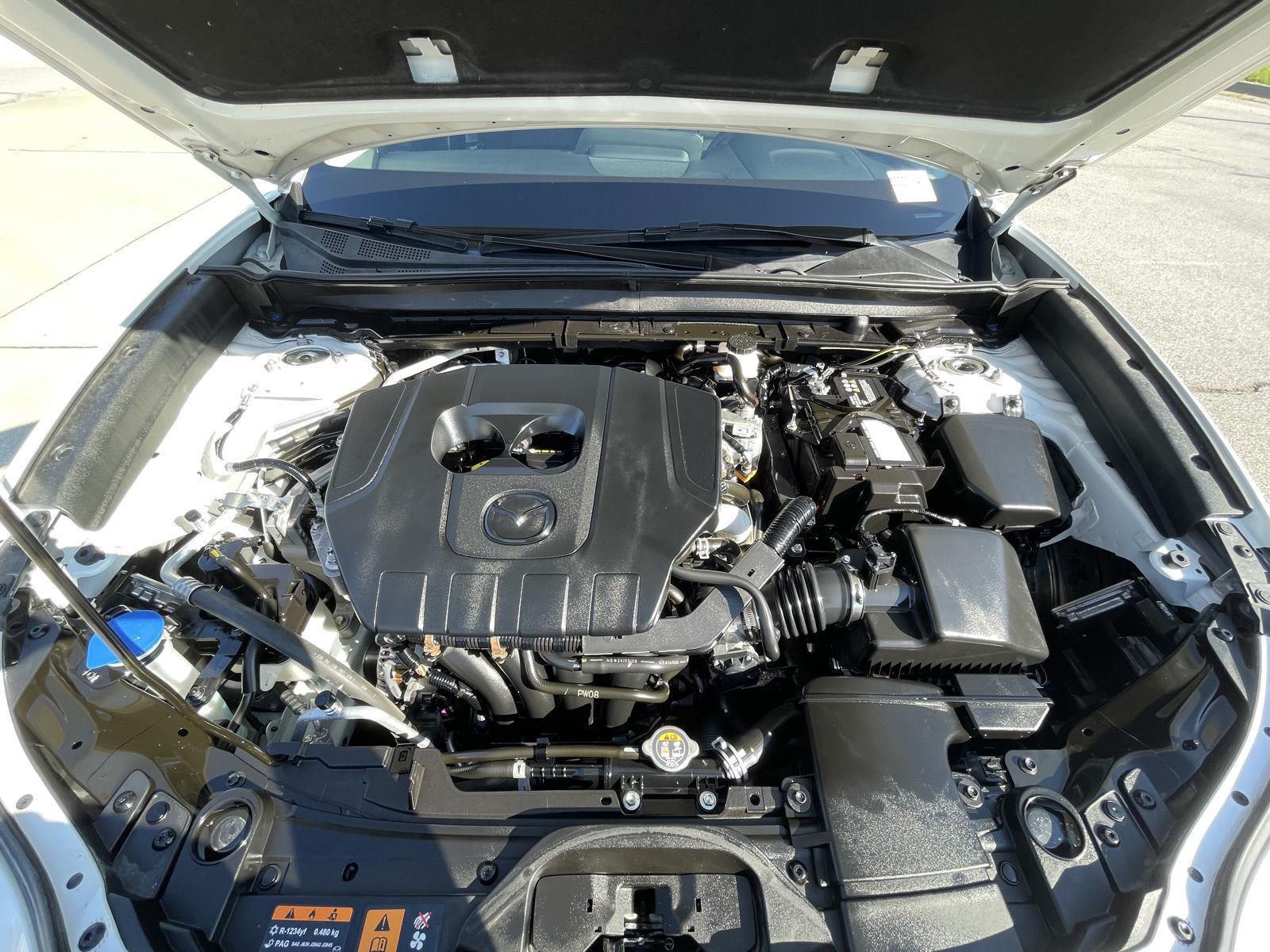 Vehicle photo 30