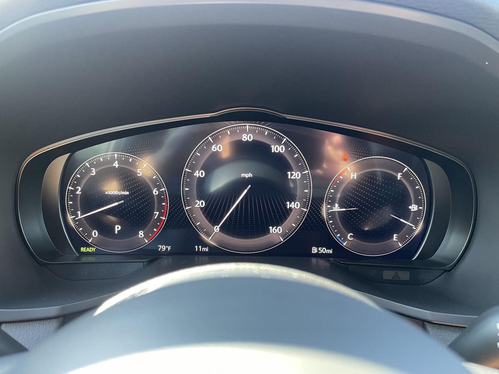 Vehicle photo 14