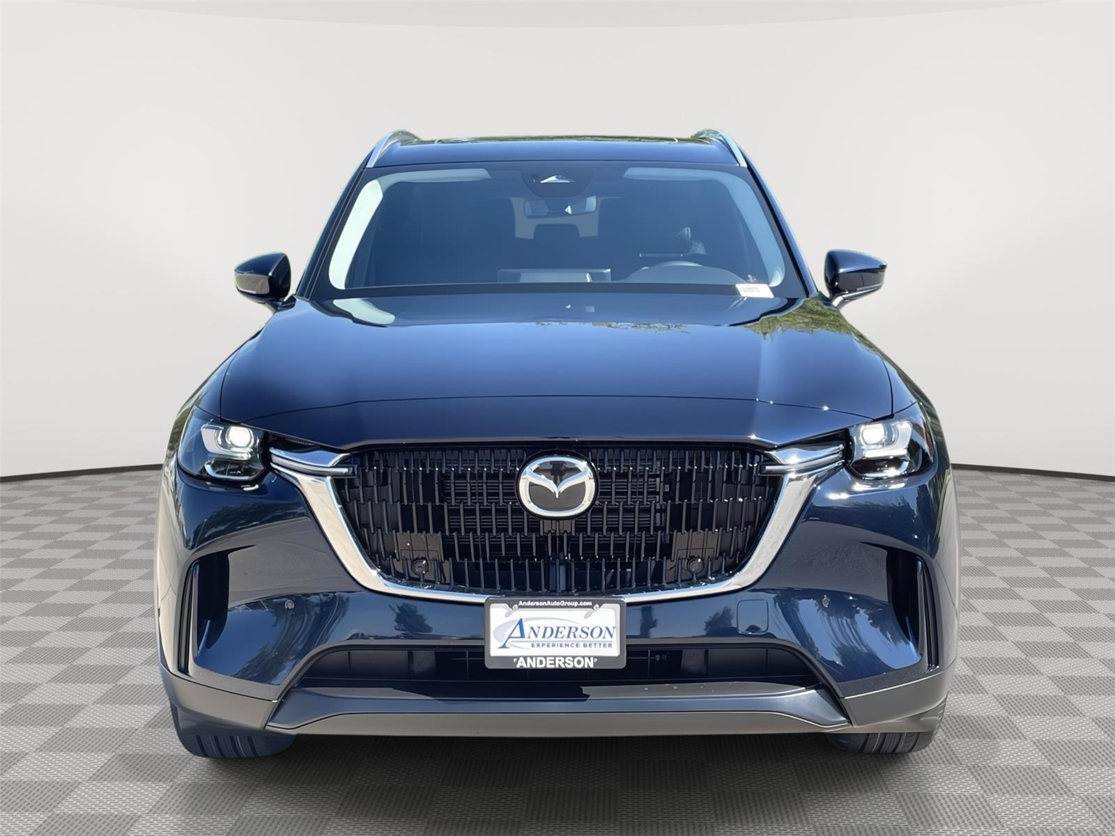 Vehicle photo 4