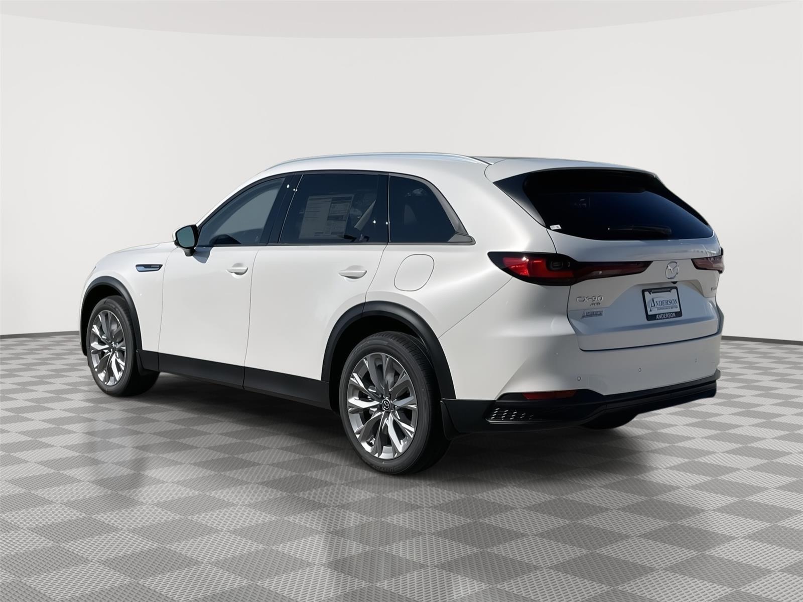 Vehicle photo 9