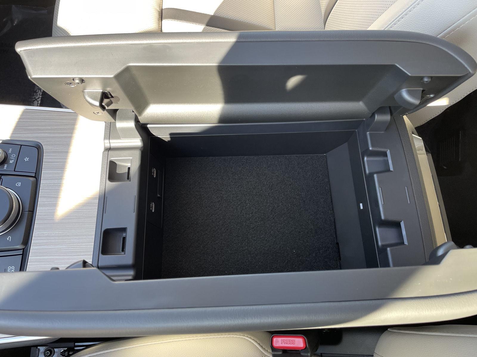 Vehicle photo 31