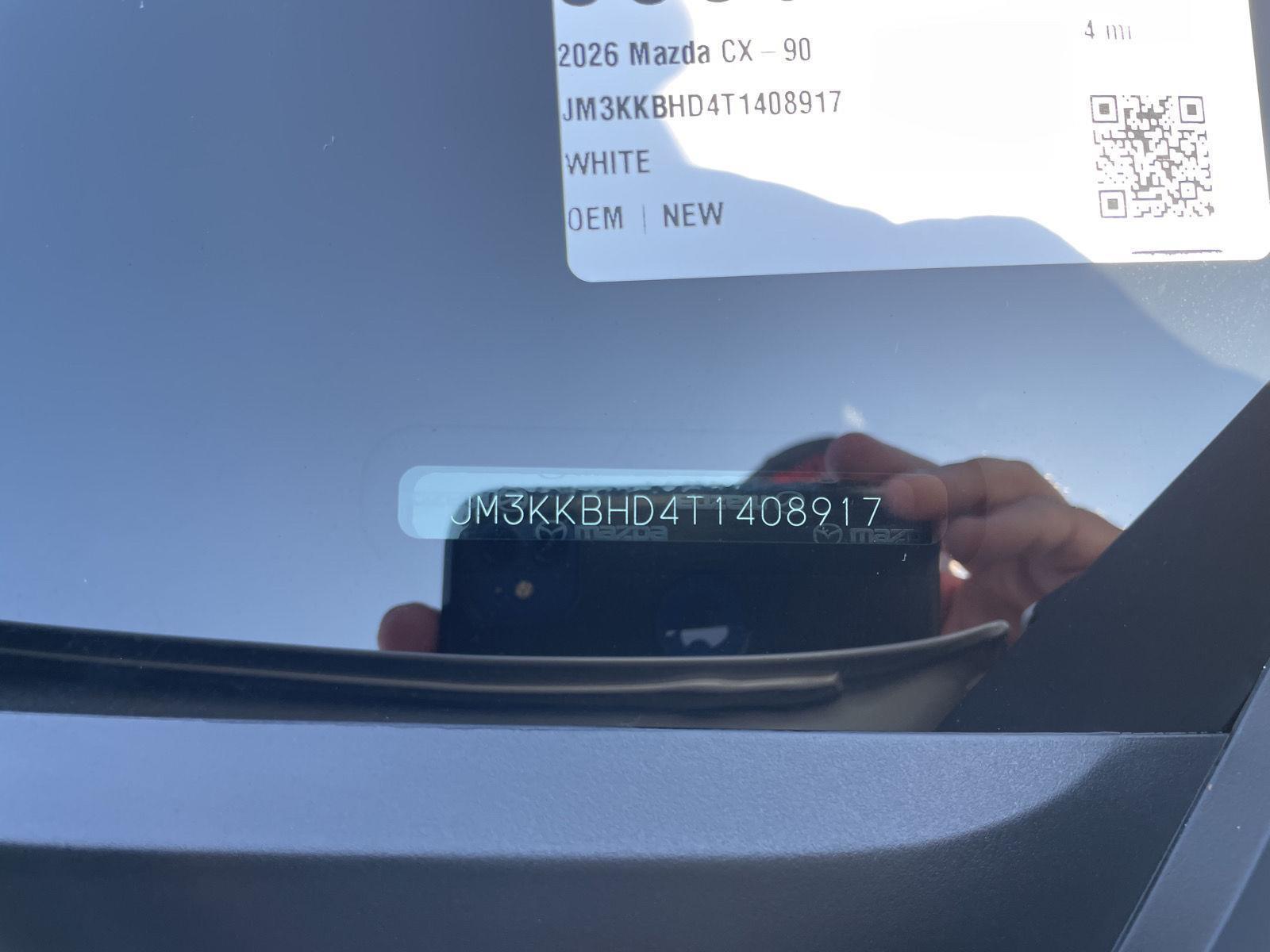 Vehicle photo 33