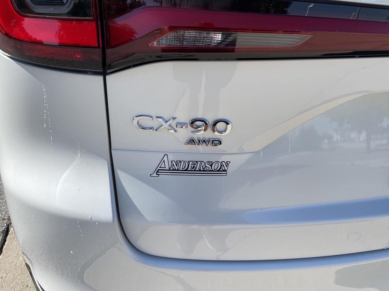 Vehicle photo 37